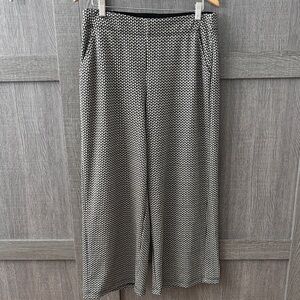 Max Studio Geometric Black and White Pants